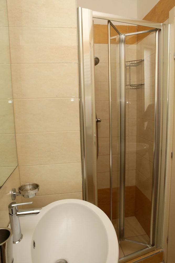 HOTEL NEW JOLIE RIMINI photo 4