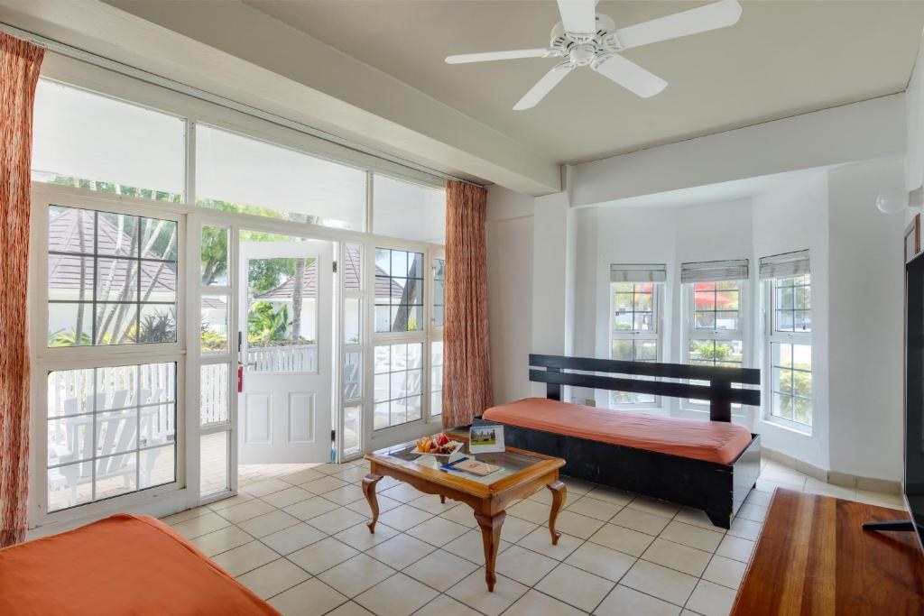 GRAND MUTHU RUNAWAY BAY CLUB CARIBBEAN photo 3