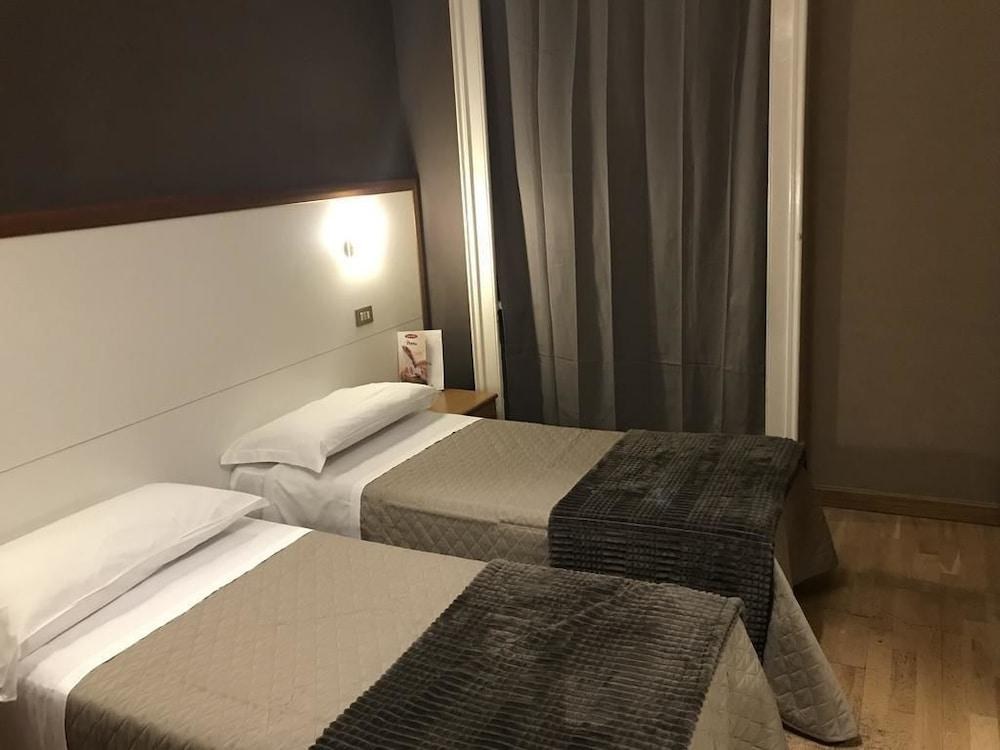 Hotel Bogart photo 4