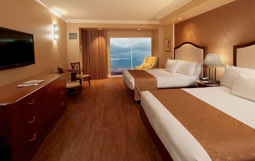 SOUTH POINT HOTEL CASINO & SPA photo 4