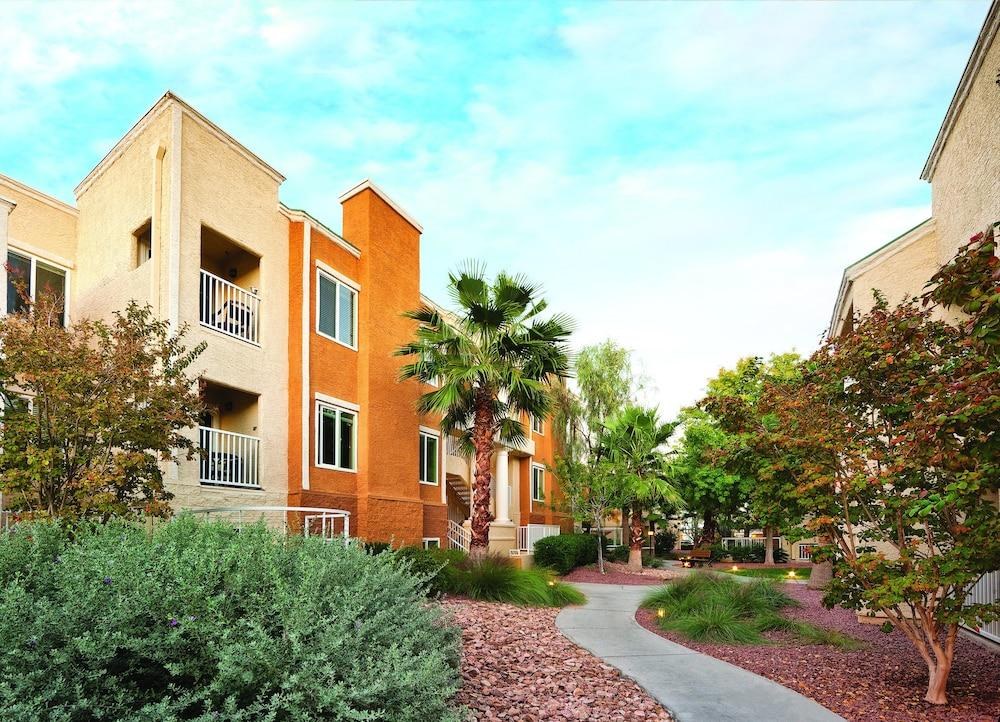 Worldmark Las Vegas Tropicana photo 2