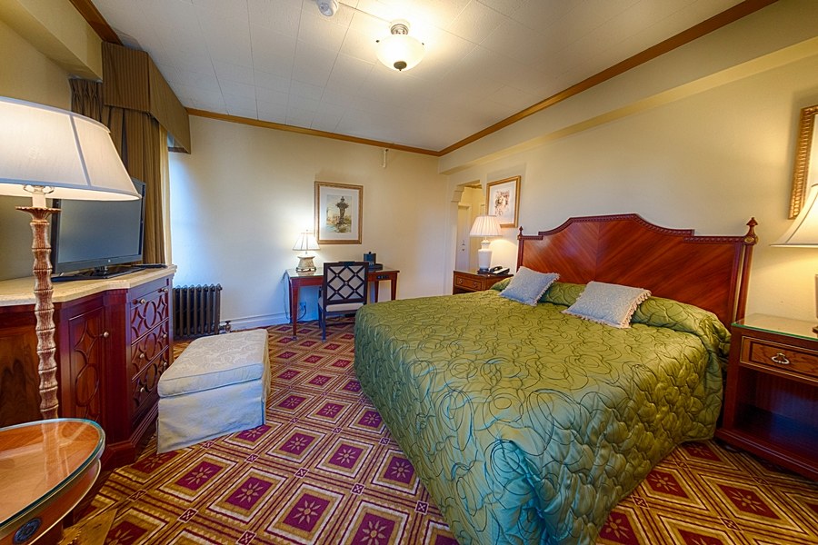THE EMBASSY HOTEL photo 3