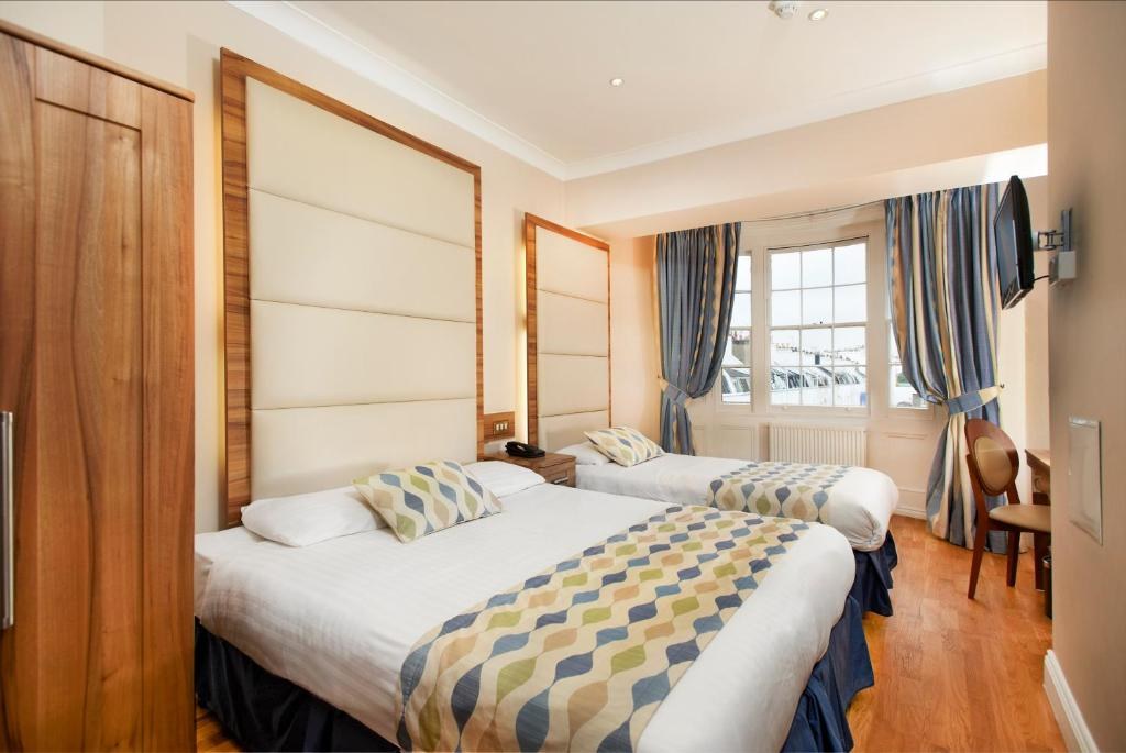 ROYAL EAGLE HOTEL photo 4