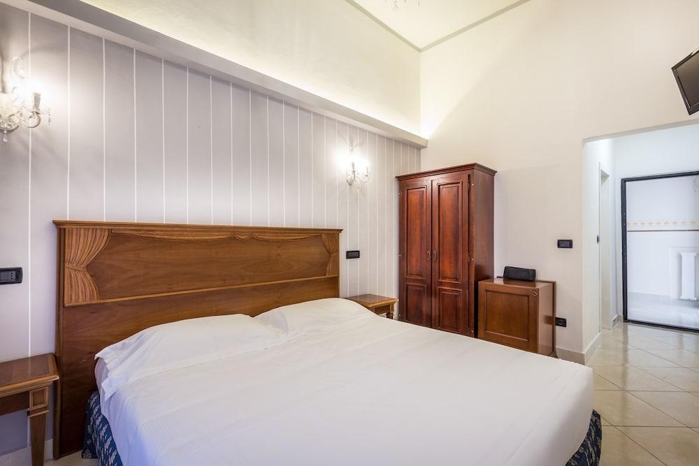 HOTEL VENETO photo 3