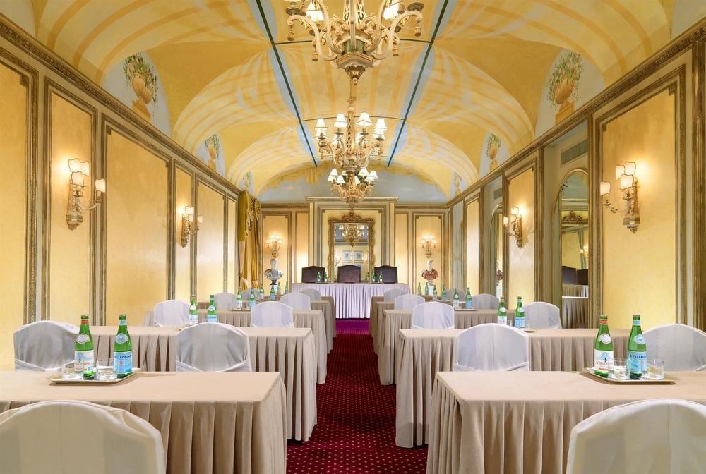 THE ST. REGIS ROME