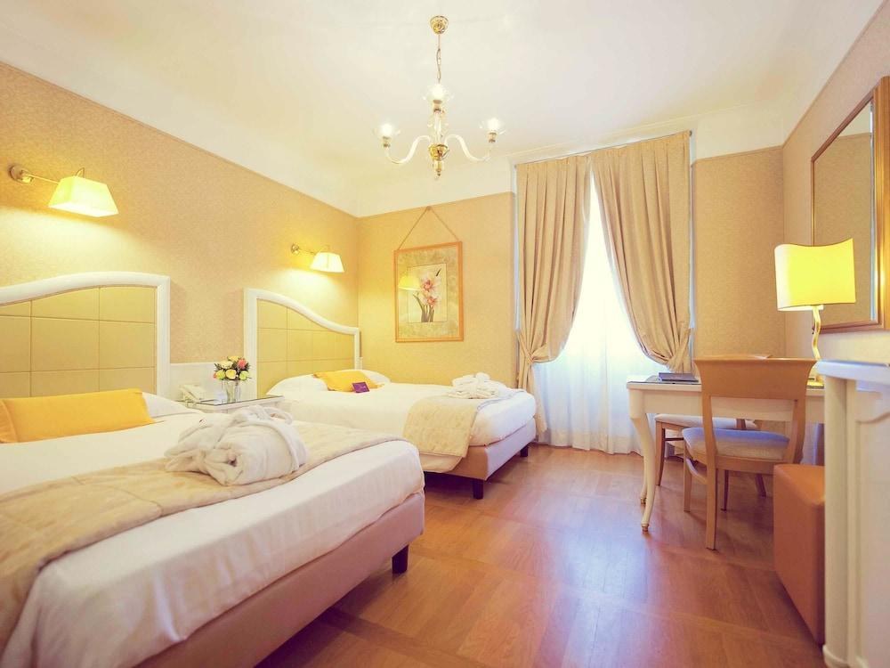 MERCURE MILANO CENTRO photo 2