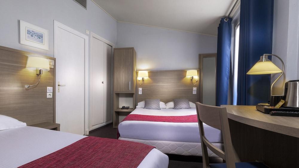 HÔTEL CRIMÉE photo 3