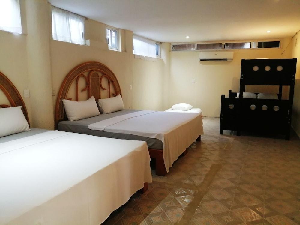 Hotel Ashly photo 1
