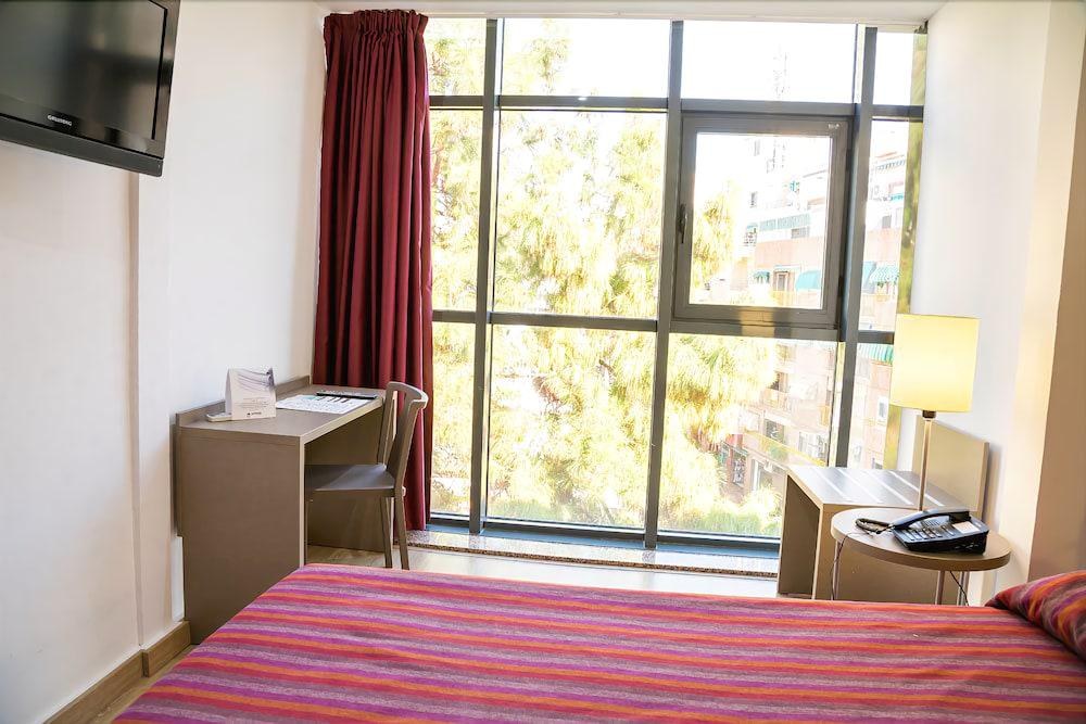 HOTEL MONTESOL photo 2