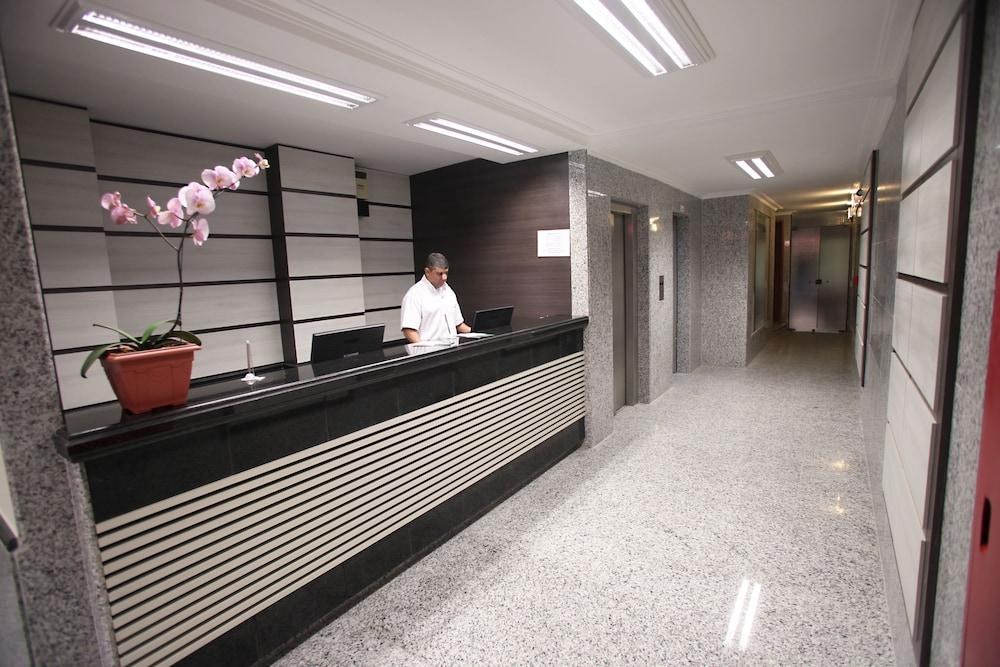 SONECA PLAZA HOTEL photo 2