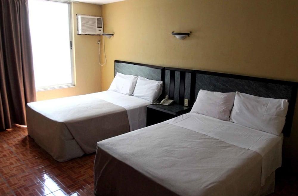 HOTEL UNIVERSO photo 4