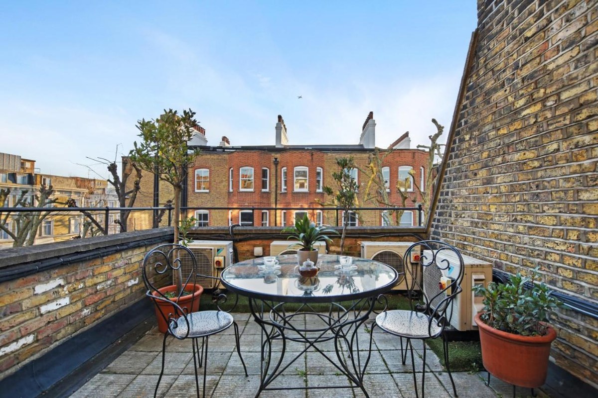 TWENTY NEVERN SQUARE photo 4