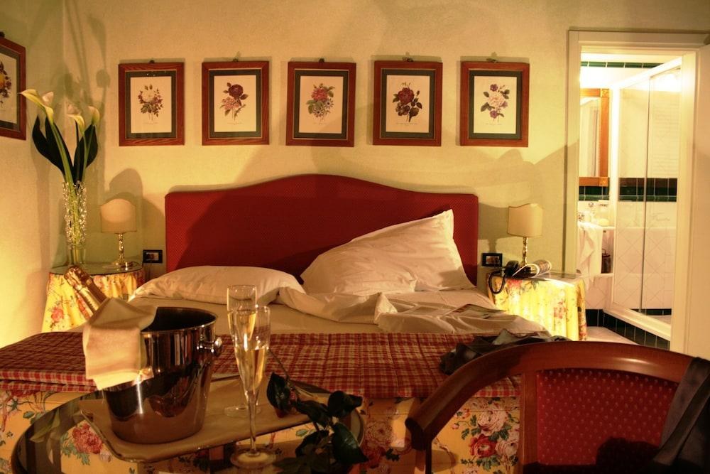 Joivy Together Florence Secret Nest photo 3