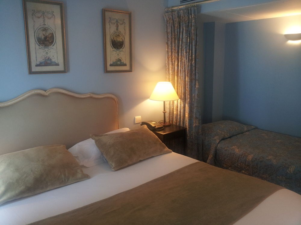 HOTEL DES DUCS D'ANJOU photo 1