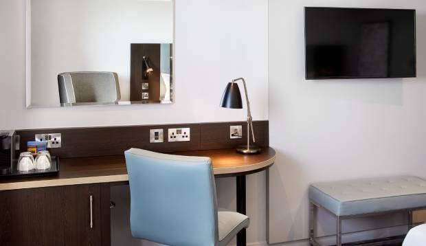 Premier Inn Premier Inn London City - Tower Hill photo 3