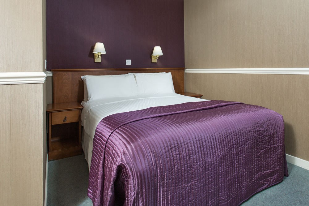 The Clarendon Hotel - Blackheath photo 1