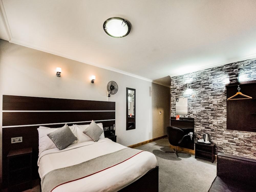 OYO EPSILON HOTEL STRATFORD photo 4