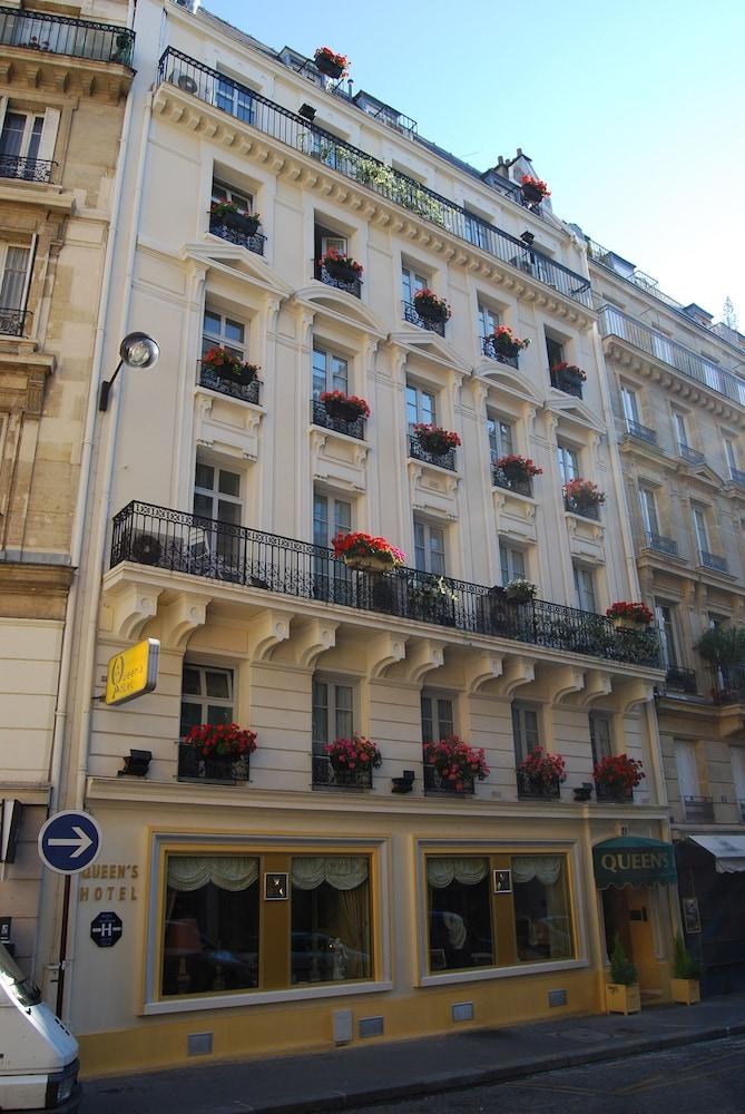 QUEENS HOTEL photo 3