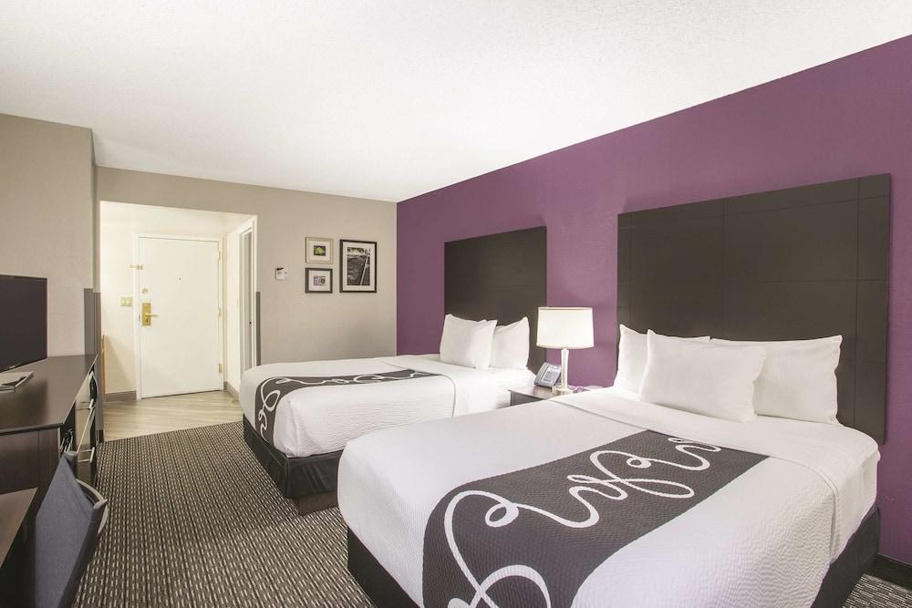 LA QUINTA INN & SUITES FORT LAUDERDALE TAMARAC photo 3