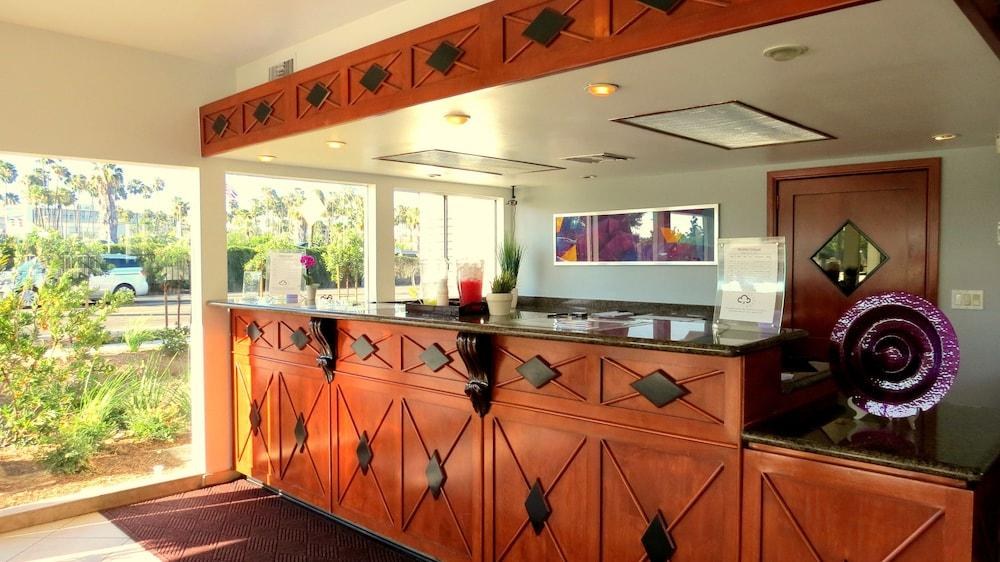 HOTEL IRIS photo 2