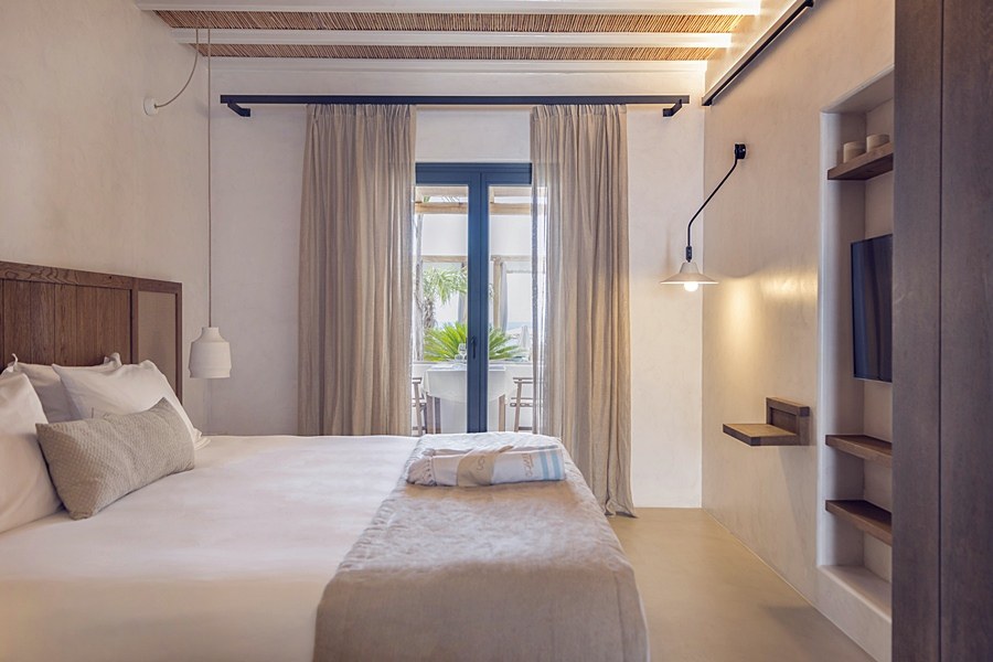 BRANCO MYKONOS photo 2