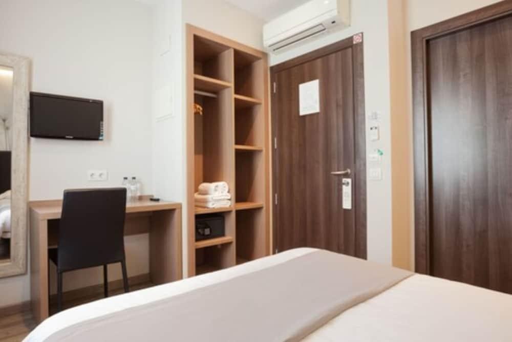 Hostal Centric photo 1