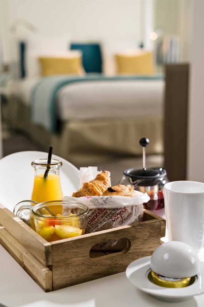 GOLDEN TULIP MARSEILLE EUROMED photo 1