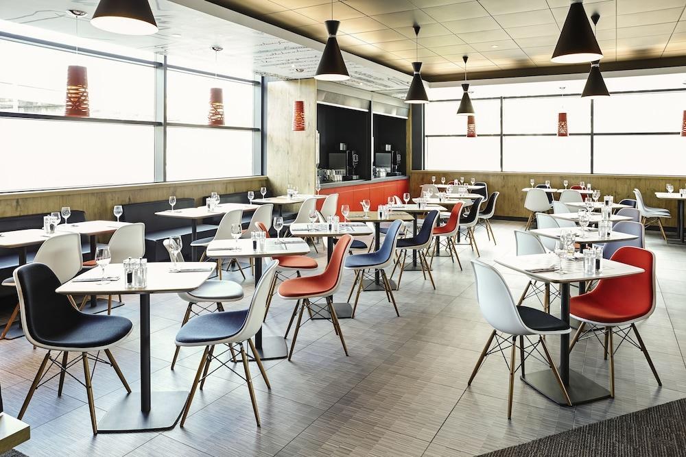 IBIS BIRMINGHAM AIRPORT - NEC photo 2