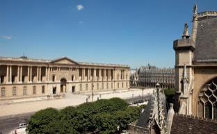 DE LA PLACE DU LOUVRE