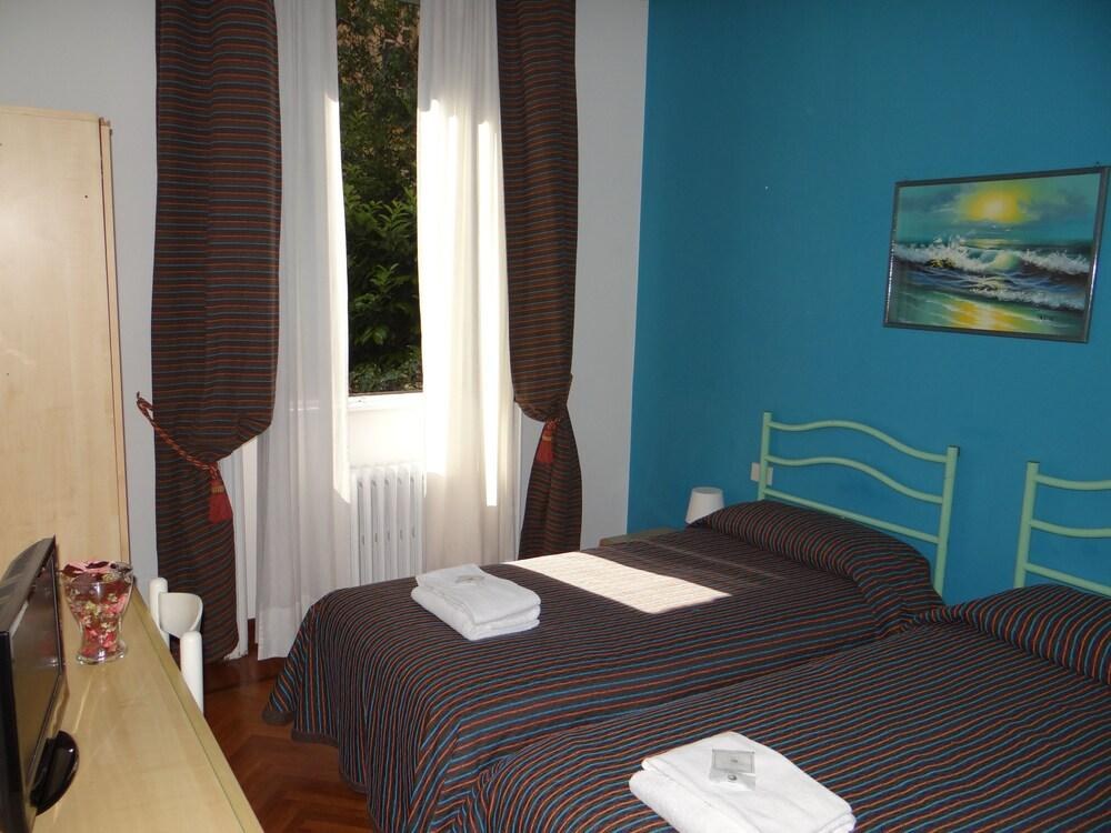 HOTEL AMENDOLA FIERA photo 2