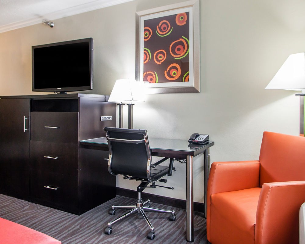 Holiday Inn Nashville Downtown Stadium by IHG photo 3