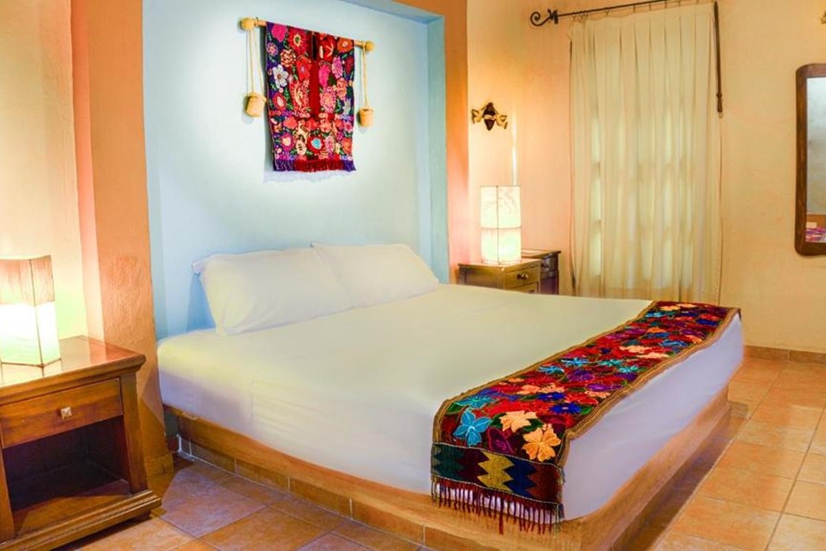 HOTEL CASA DE LAS FLORES photo 1
