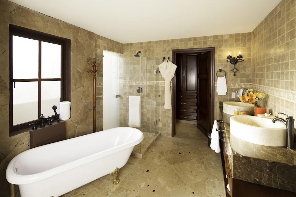 THE RESIDENCES AT HACIENDA ENCANTADA photo 4