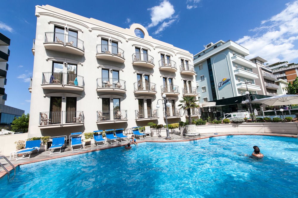 HOTEL AMBASSADOR photo 1