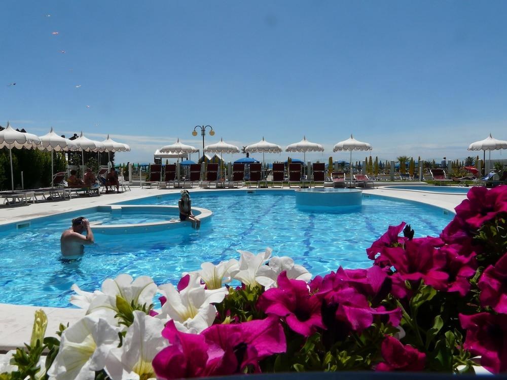 BAIA DEL MAR BEACH BOUTIQUE HOTEL photo 2