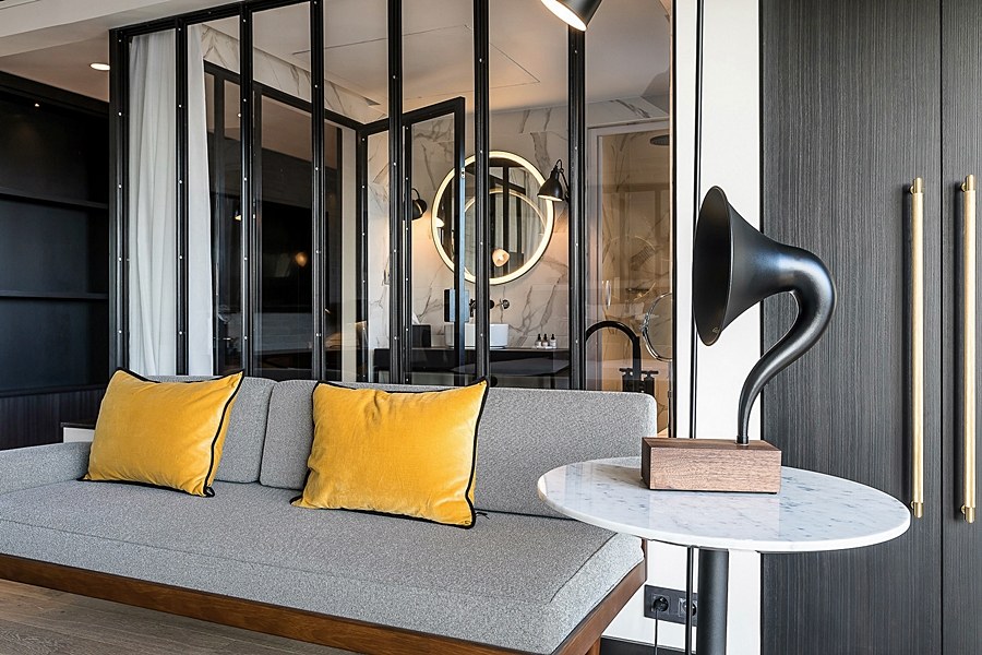 LAZ' HOTEL SPA URBAIN photo 4