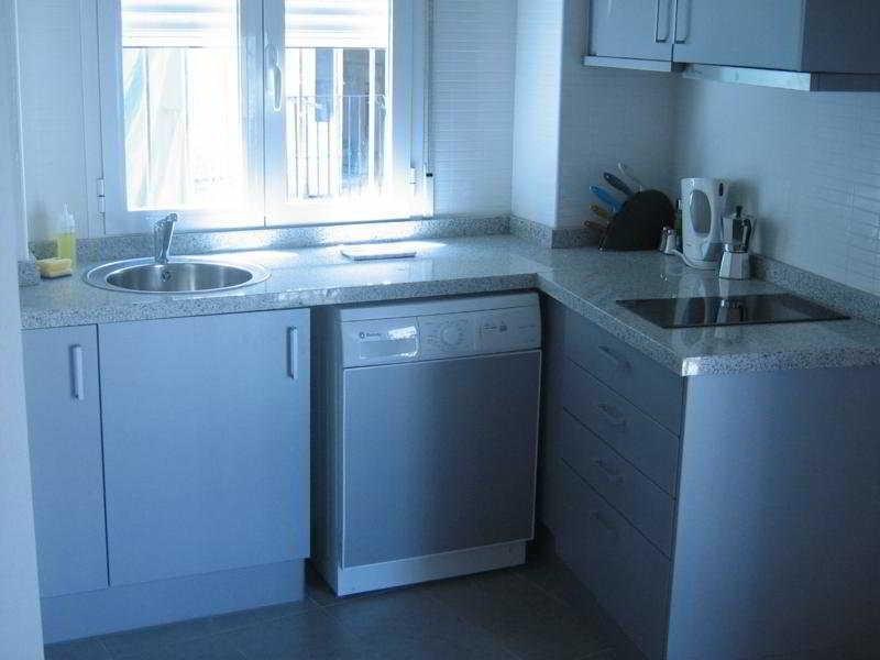 Blue Moon Apartments photo 3