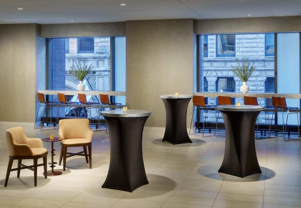 SPRINGHILL SUITES CHICAGO DOWNTOWN/RIVER NORTH photo 2