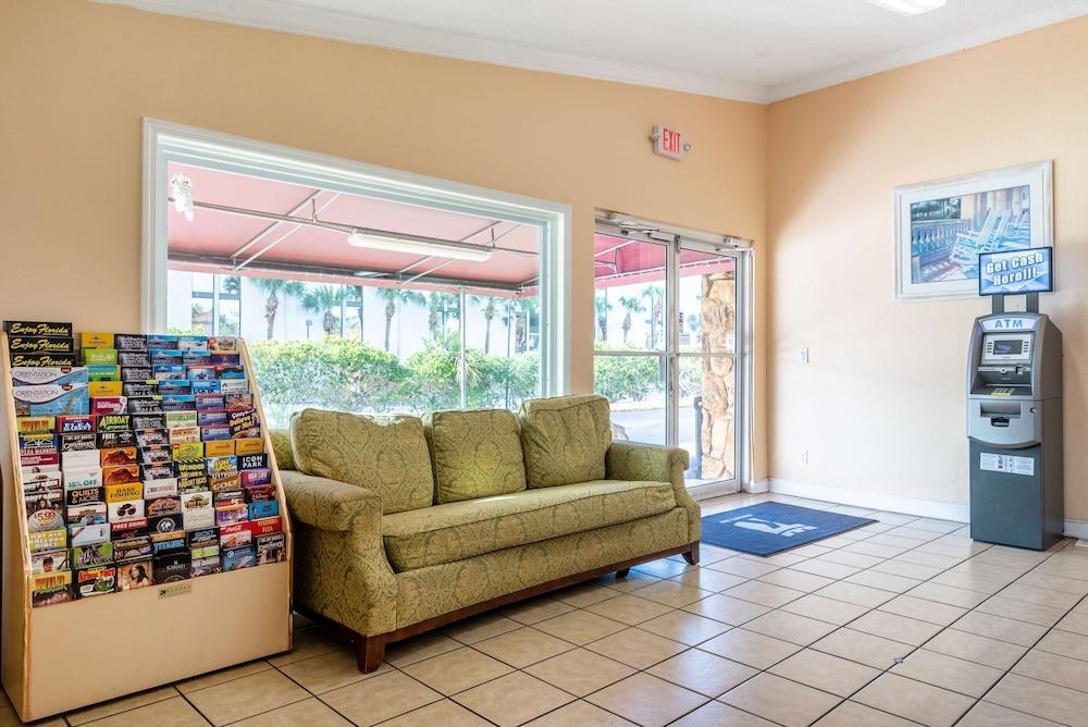 Super 8 by Wyndham Kissimmee/Orlando photo 3
