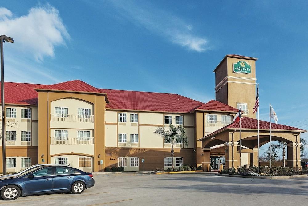 La Quinta Inn & Suites Houston Hobby Airport photo 3