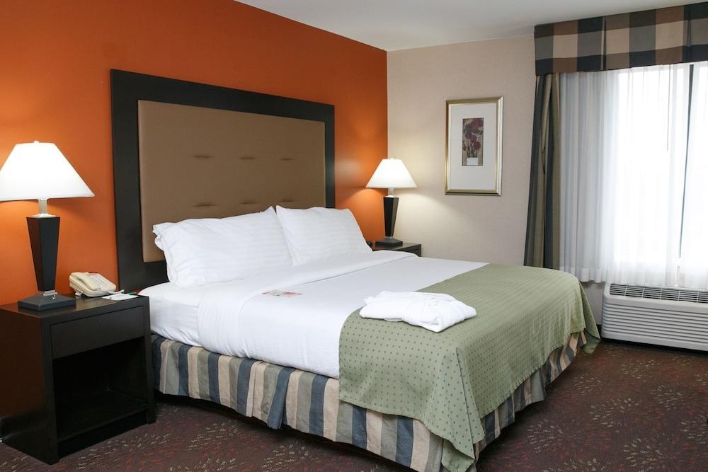 Wyndham Garden Houston Willowbrook photo 3