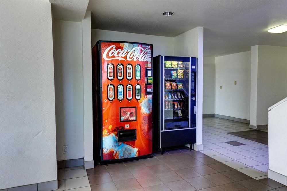 Motel 6 Houston-Hobby photo 1