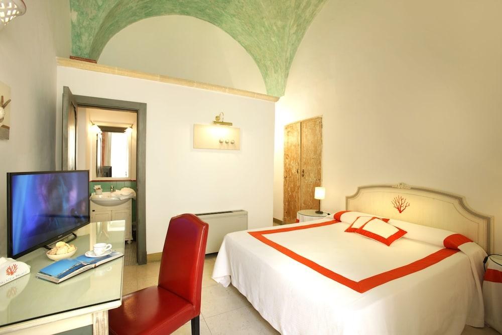 RELAIS CORTE PALMIERI photo 3