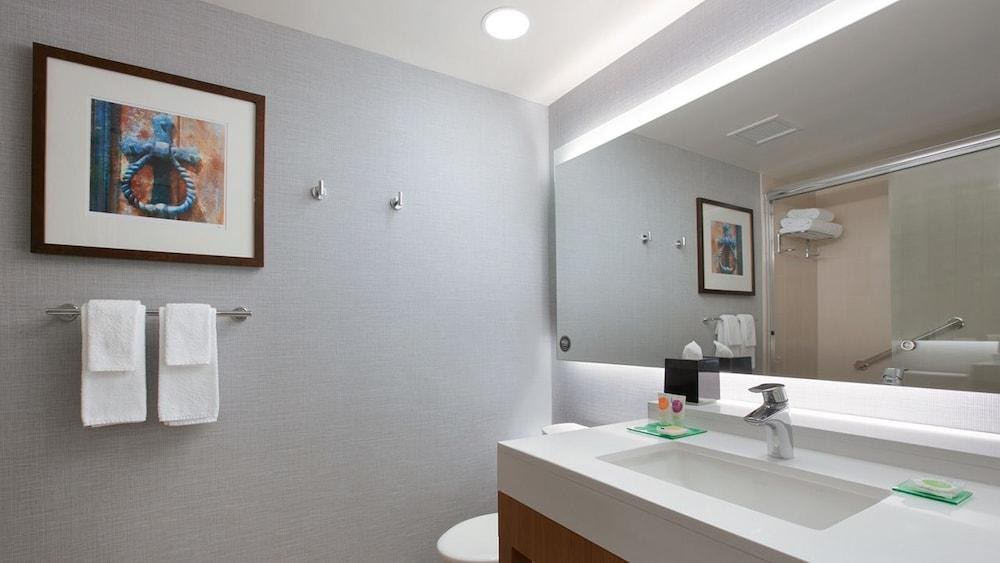 Hyatt Place Chicago-South/University Medical Center photo 4