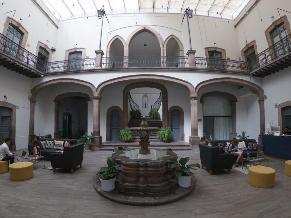Hotel Markee photo 4