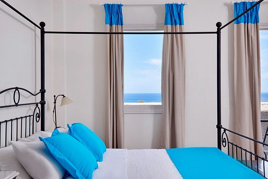 TERRA BLUE SANTORINI photo 2
