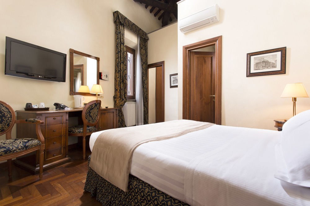 Teatro Pace photo 1