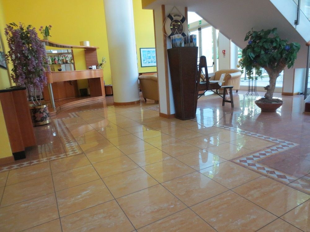 REMIN PLAZA photo 1