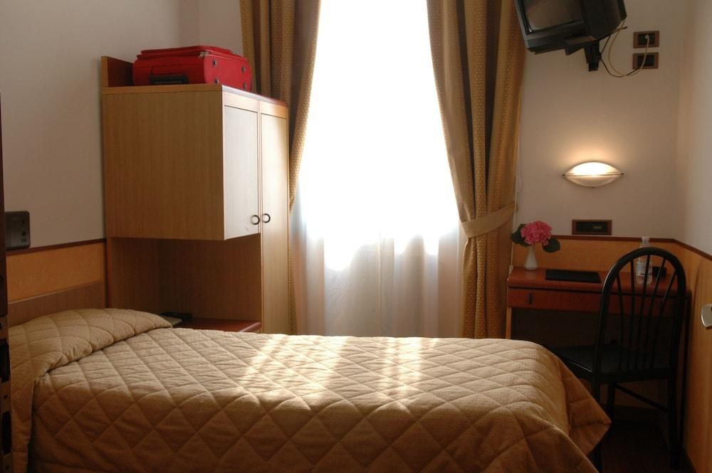 HOTEL ASPROMONTE photo 2
