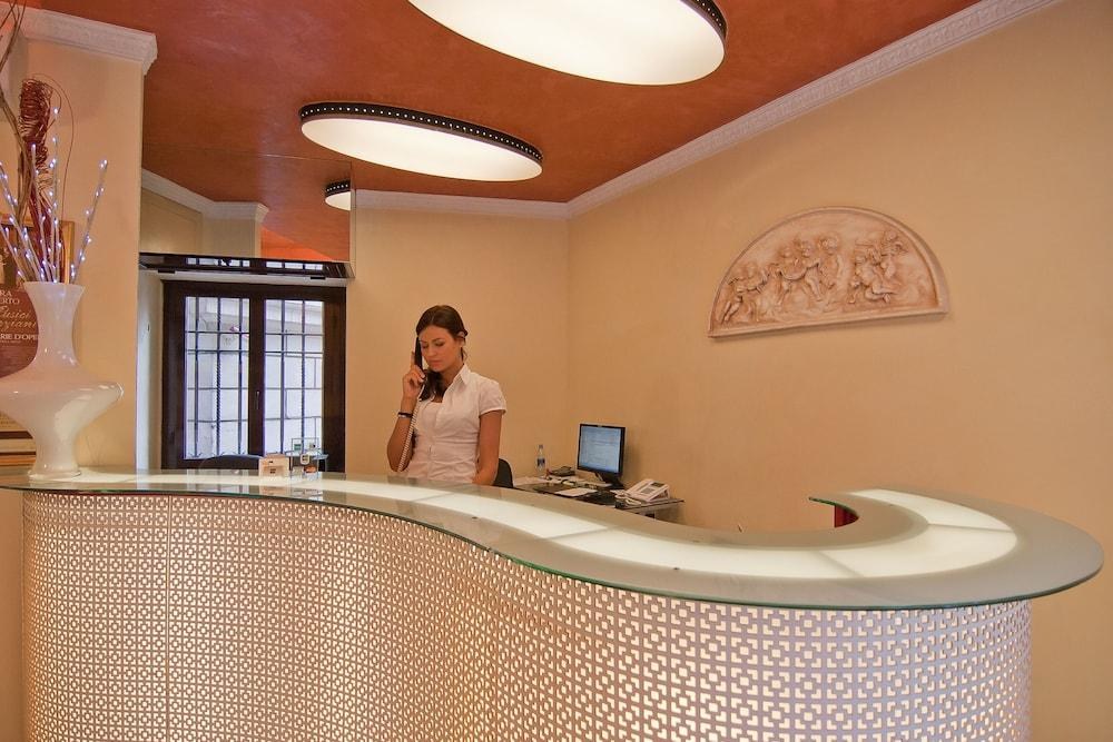 HOTEL FELLINI photo 3
